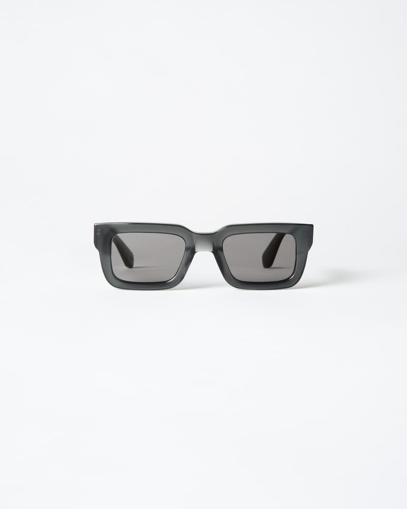 05 Dark Grey