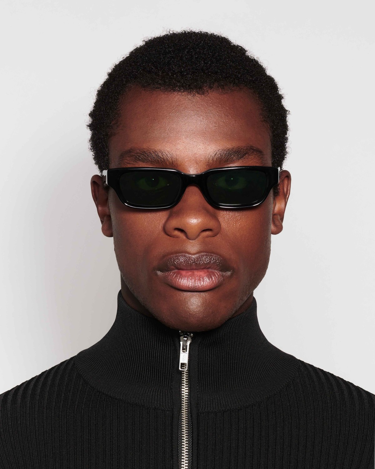 Chimi Sting In Black