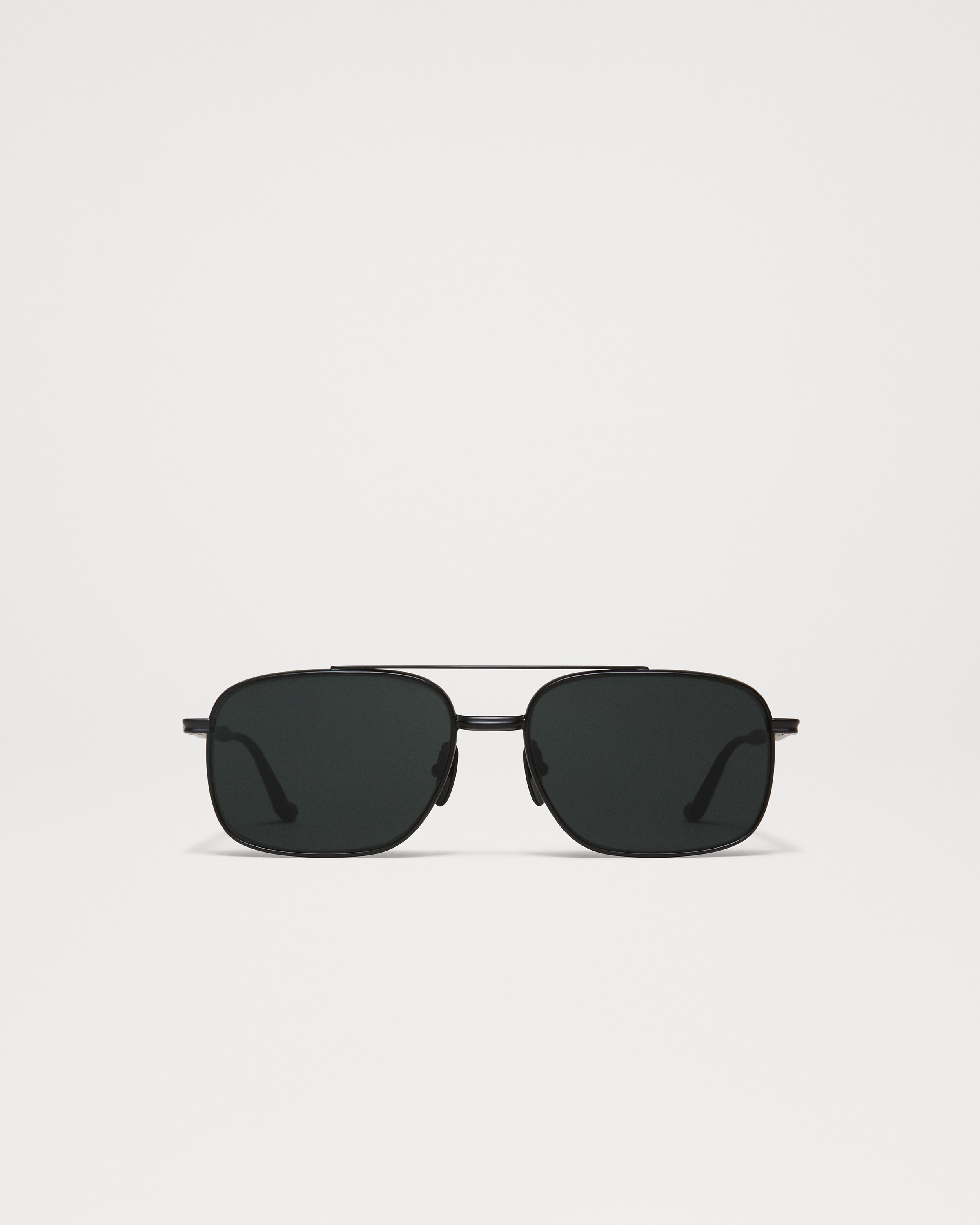 Titanium Navigator Matt Black