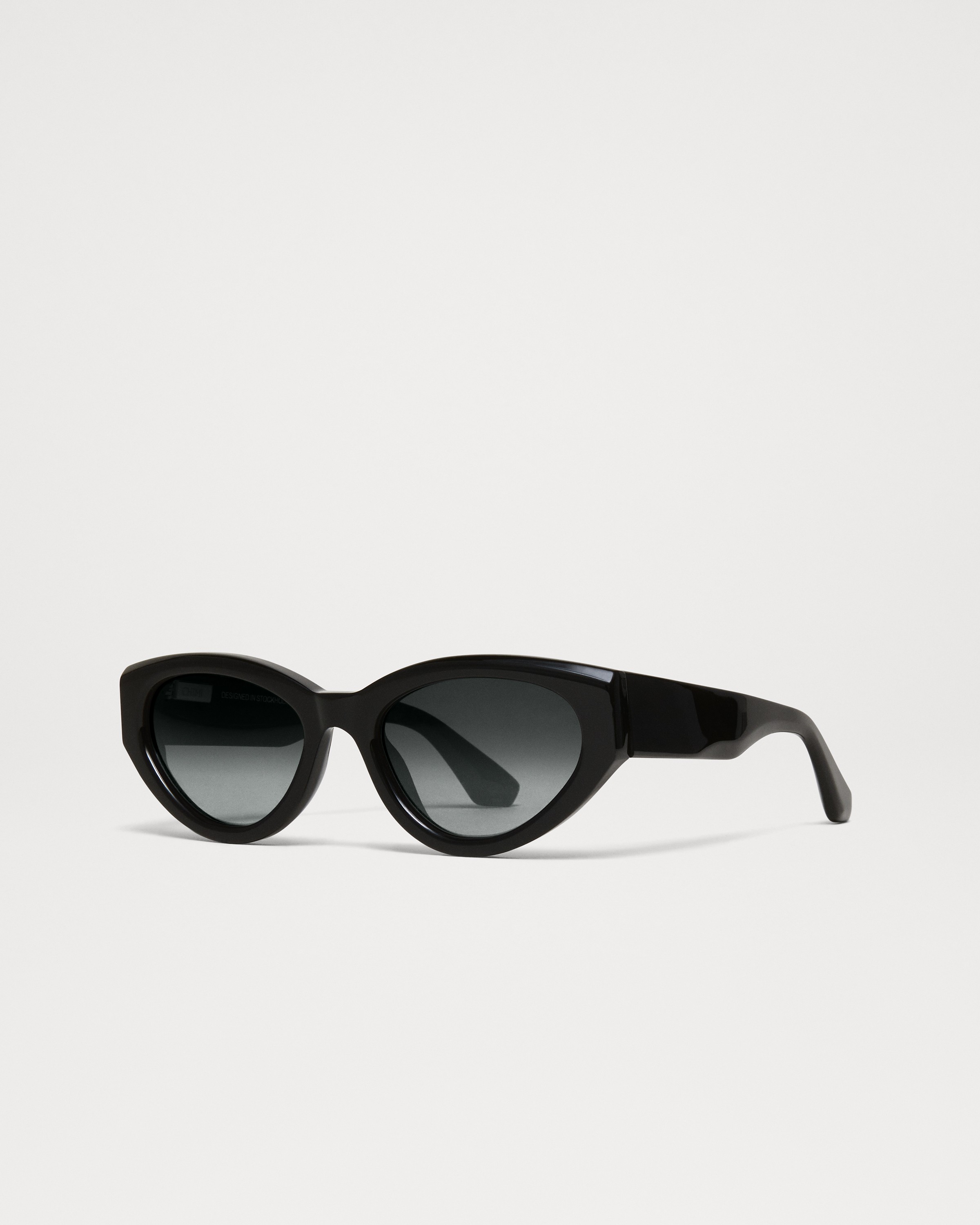 06 Gradient Sunglasses - CHIMI display picture 1
