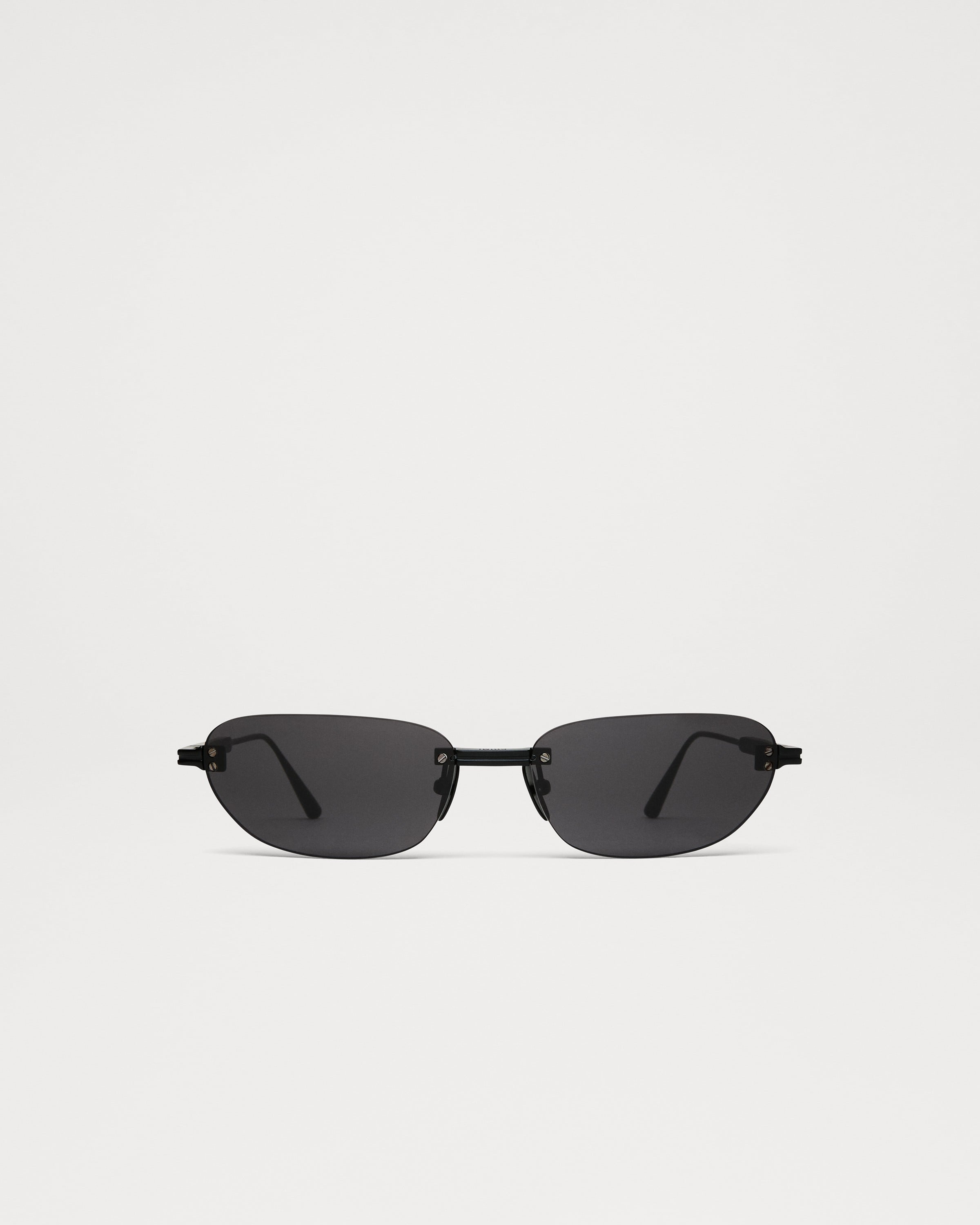 Rimless Oval