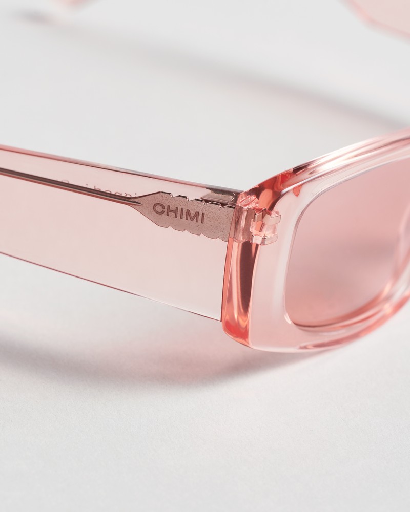 CHIMI Pink Chic Pink Sunglasses New with Tags CHIMI Pink Chic Pink Sunglasses New with Tags main image 4